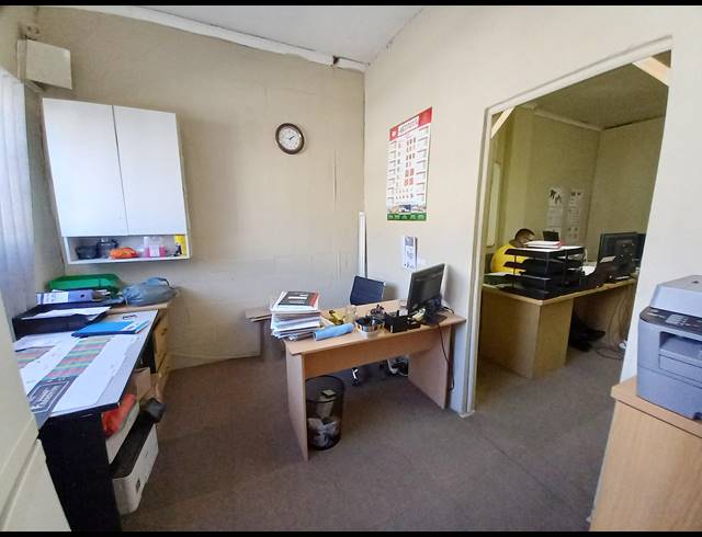 112M² MINI FACTORY FOR SALE IN BRACKENFELL INDUSTRIAL